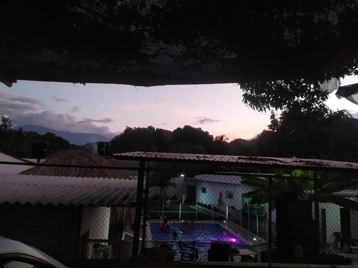 Hostal La Sierra Nevada Паломино Экстерьер фото