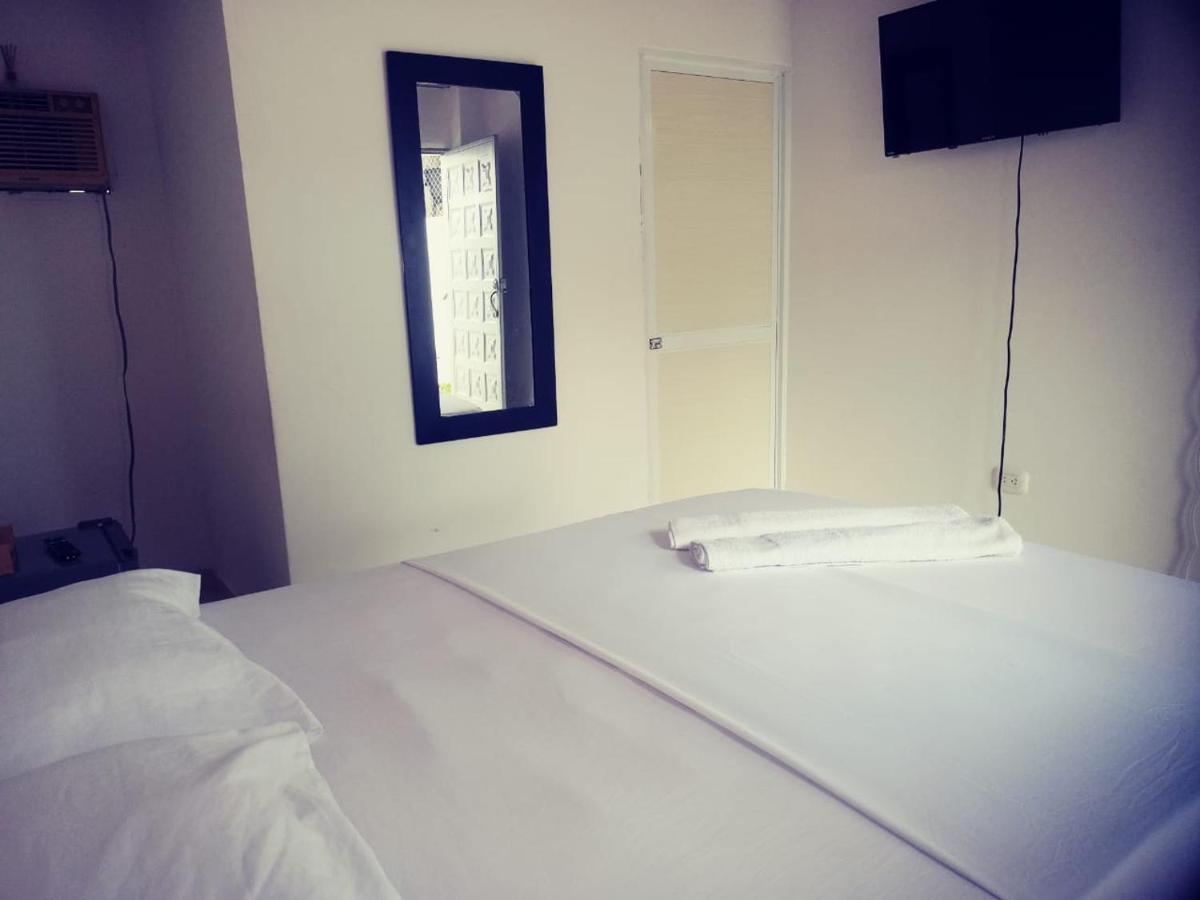 Hostal La Sierra Nevada Паломино Экстерьер фото