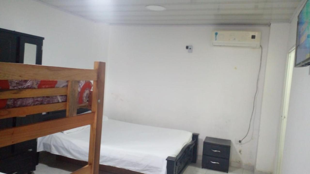 Hostal La Sierra Nevada Паломино Экстерьер фото