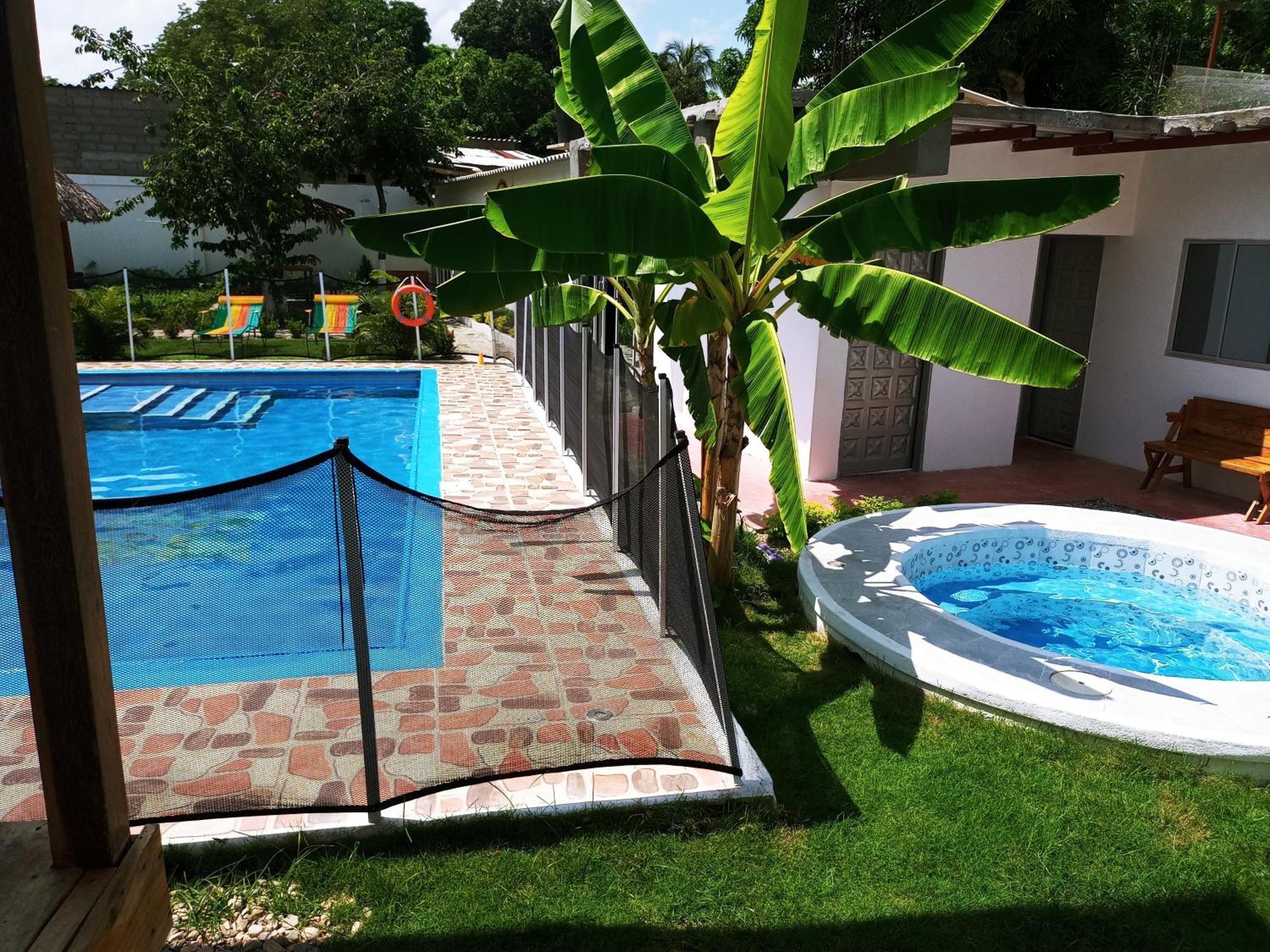 Hostal La Sierra Nevada Паломино Экстерьер фото